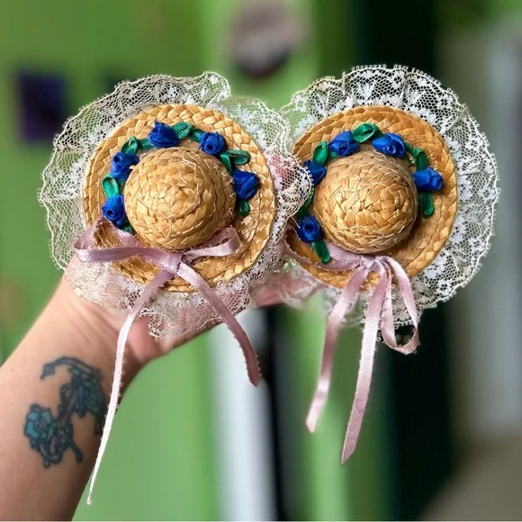 VTG Handmade Wicker Sun Hats Lace & Floral Magnet Cottagecore Farmhouse Set of 2 - Picture 5 of 10